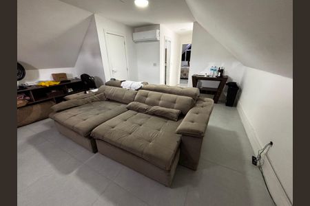 Casa de condomínio à venda com 350m², 5 quartos e 5 vagasQuarto 5