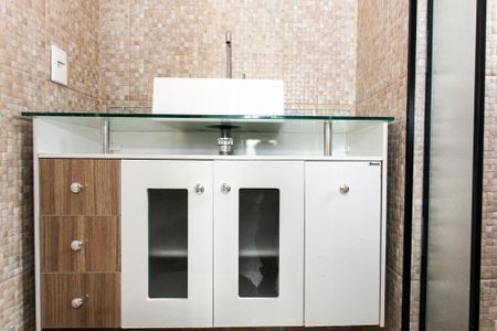 Casa à venda com 120m², 3 quartos e 2 vagasBanheiro da Suíte