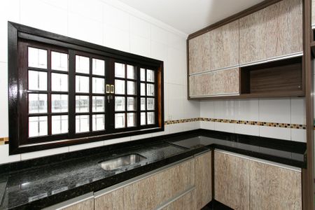 Casa à venda com 120m², 3 quartos e 2 vagasCozinha