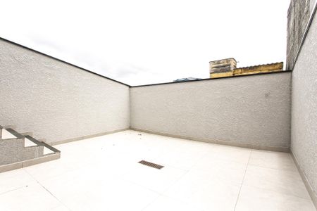 Casa à venda com 120m², 3 quartos e 2 vagasQuintal