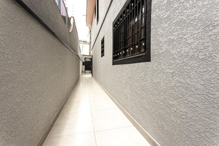 Casa à venda com 120m², 3 quartos e 2 vagasCorredor