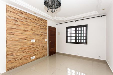 Casa à venda com 120m², 3 quartos e 2 vagasSala