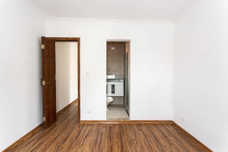 Casa à venda com 120m², 3 quartos e 2 vagasSuíte