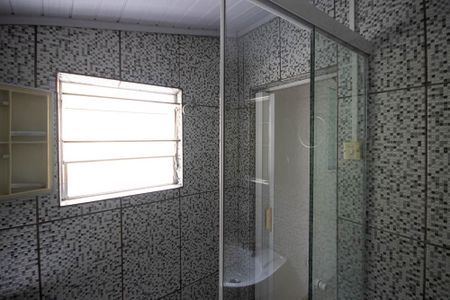 Casa para alugar com 150m², 2 quartos e 3 vagas Casa para alugar com 150m², 2 quartos e 3 vagasBanheiro 1