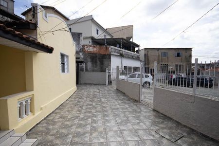 Casa para alugar com 150m², 2 quartos e 3 vagas Casa para alugar com 150m², 2 quartos e 3 vagasQuintal