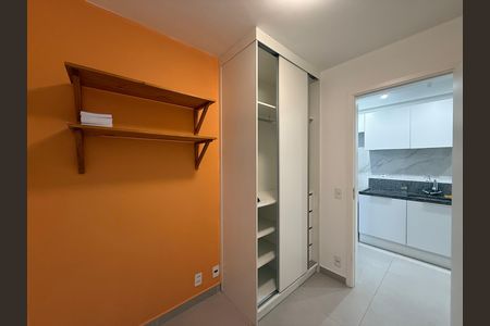 Apartamento para alugar com 39m², 2 quartos e sem vaga