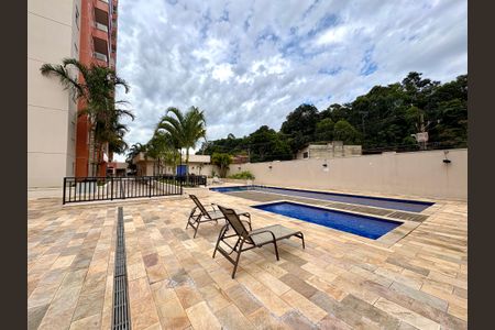 Apartamento para alugar com 77m², 2 quartos e 1 vagaÁrea comum - Piscina