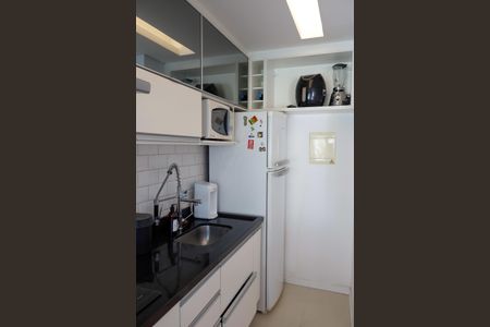 Apartamento à venda com 57m², 3 quartos e 1 vagaCozinha