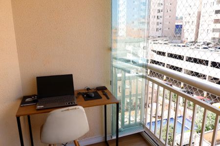 Apartamento à venda com 57m², 3 quartos e 1 vagaSacada