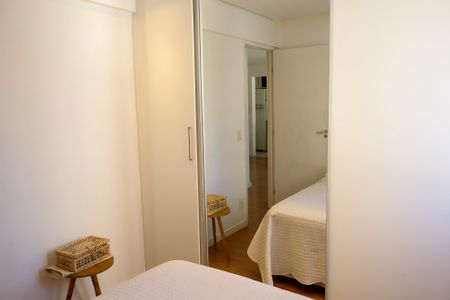 Apartamento à venda com 57m², 3 quartos e 1 vagaQuarto 2