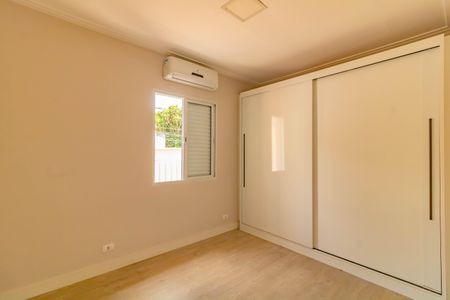 Casa para alugar com 2 quartos, 198m² em Vila Fachini, São Paulo