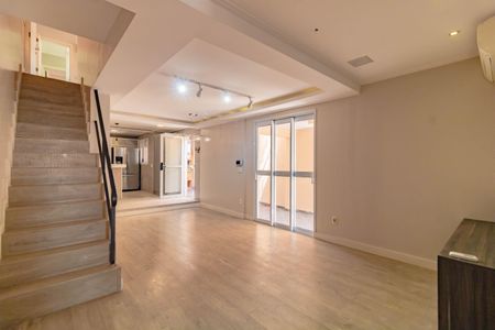 Casa para alugar com 2 quartos, 198m² em Vila Fachini, São Paulo