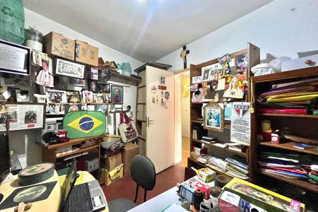 Casa à venda com 143m², 2 quartos e 2 vagas Casa à venda com 143m², 2 quartos e 2 vagasQuarto de Serviço