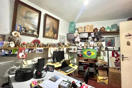 Casa à venda com 143m², 2 quartos e 2 vagas Casa à venda com 143m², 2 quartos e 2 vagasQuarto de Serviço