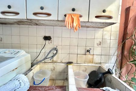 Casa à venda com 143m², 2 quartos e 2 vagas Casa à venda com 143m², 2 quartos e 2 vagasÁrea de Serviço