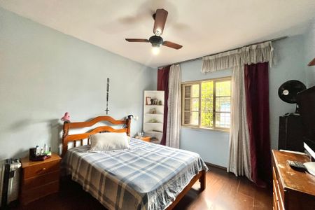 Casa à venda com 143m², 2 quartos e 2 vagas Casa à venda com 143m², 2 quartos e 2 vagasQuarto 1