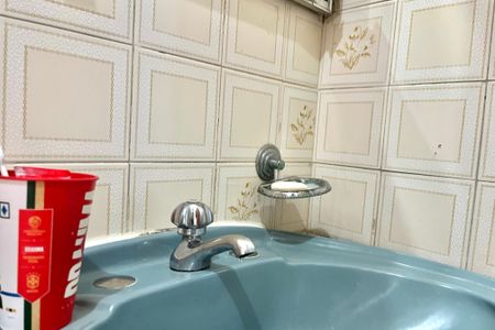 Casa à venda com 143m², 2 quartos e 2 vagas Casa à venda com 143m², 2 quartos e 2 vagasBanheiro