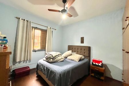 Casa à venda com 143m², 2 quartos e 2 vagas Casa à venda com 143m², 2 quartos e 2 vagasQuarto 2