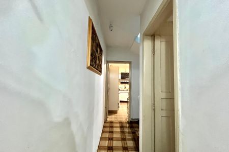 Casa à venda com 143m², 2 quartos e 2 vagas Casa à venda com 143m², 2 quartos e 2 vagasCorredor