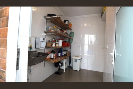 Casa de condomínio para alugar com 191m², 3 quartos e 2 vagasDespensa