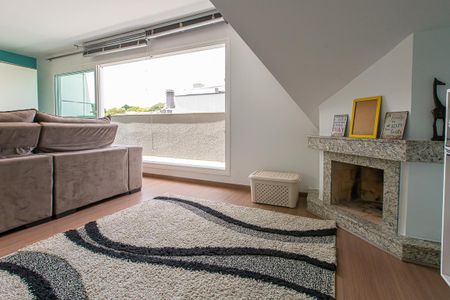 Casa de condomínio para alugar com 191m², 3 quartos e 2 vagasÀtico