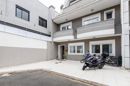 Casa de condomínio para alugar com 191m², 3 quartos e 2 vagasGaragem