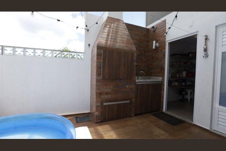 Casa de condomínio para alugar com 191m², 3 quartos e 2 vagasÁrea comum - Churrasqueira