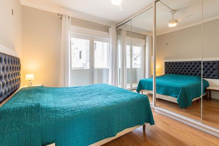 Casa de condomínio para alugar com 191m², 3 quartos e 2 vagasQuarto 3 - Suíte