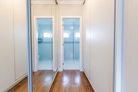 Casa de condomínio para alugar com 191m², 3 quartos e 2 vagasCloset da suíte 3