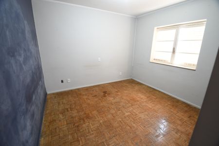 Casa à venda com 395m², 3 quartos e 6 vagasQuarto 2