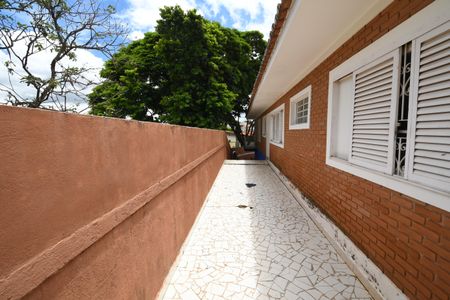 Casa à venda com 395m², 3 quartos e 6 vagasCorredor