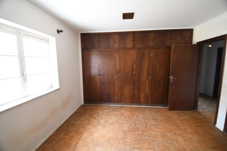 Casa à venda com 395m², 3 quartos e 6 vagasQuarto 3