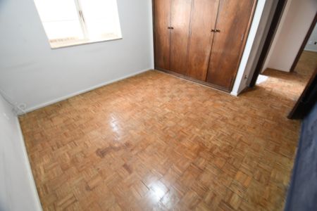 Casa à venda com 395m², 3 quartos e 6 vagasQuarto 2