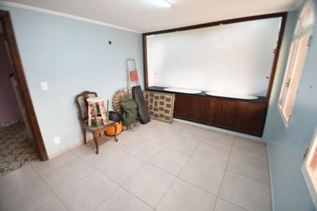 Casa à venda com 395m², 3 quartos e 6 vagasEscritório