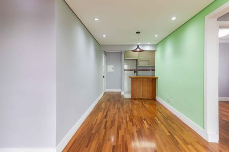 Sala de apartamento para alugar com 2 quartos, 60m² em Cidade São Francisco, São Paulo