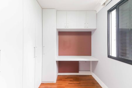 Quarto 2 de apartamento para alugar com 2 quartos, 60m² em Cidade São Francisco, São Paulo