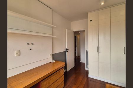 Apartamento à venda com 160m², 4 quartos e 3 vagasQuarto 