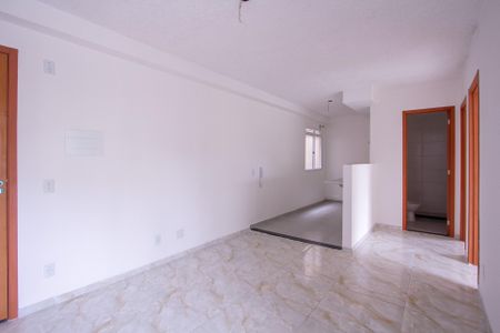 Apartamento para alugar com 32m², 2 quartos e sem vaga Apartamento para alugar com 32m², 2 quartos e sem vagaSala