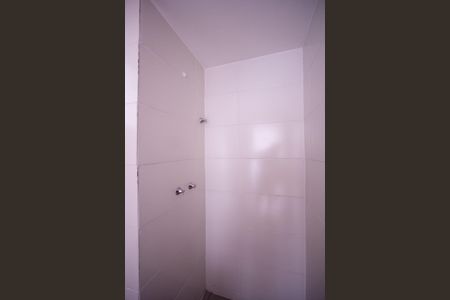 Apartamento para alugar com 32m², 2 quartos e sem vaga Apartamento para alugar com 32m², 2 quartos e sem vagaBanheiro