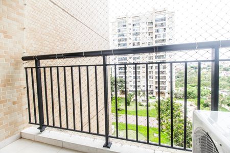 Apartamento à venda com 94m², 2 quartos e 2 vagas Apartamento à venda com 94m², 2 quartos e 2 vagasVaranda