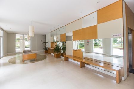 Apartamento à venda com 94m², 2 quartos e 2 vagasHall de entrada