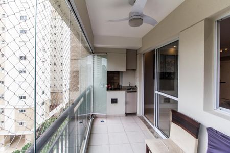 Apartamento à venda com 94m², 2 quartos e 2 vagas Apartamento à venda com 94m², 2 quartos e 2 vagasVaranda gourmet