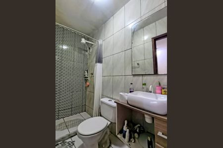 Casa à venda com 2 quartos, 71m² em Olaria, Rio de Janeiro