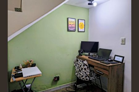 Casa à venda com 2 quartos, 71m² em Olaria, Rio de Janeiro