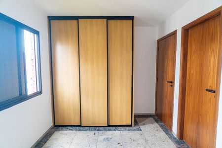 Apartamento para alugar com 180m², 4 quartos e 4 vagas Apartamento para alugar com 180m², 4 quartos e 4 vagasSuite 1