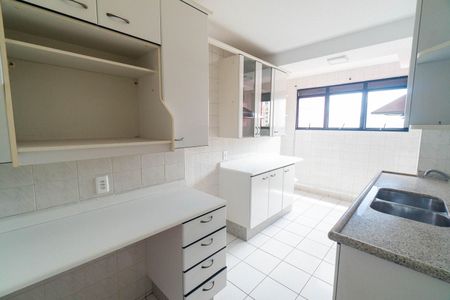 Apartamento para alugar com 180m², 4 quartos e 4 vagas Apartamento para alugar com 180m², 4 quartos e 4 vagasCozinha