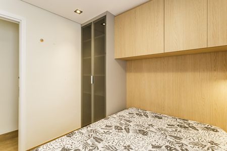 Quarto 1 de apartamento para alugar com 2 quartos, 82m² em Itaim Bibi, São Paulo