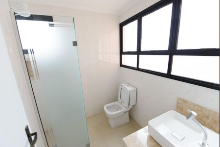 Apartamento para alugar com 110m², 3 quartos e 2 vagasBanheiro da Suíte