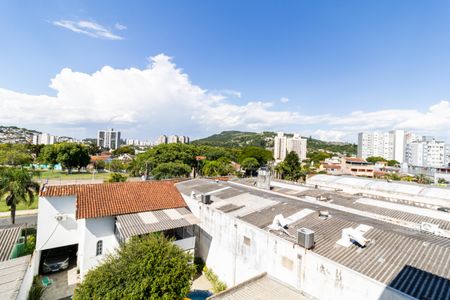 Vista da Sala de apartamento para alugar com 3 quartos, 91m² em Partenon, Porto Alegre