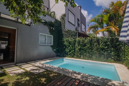 Casa à venda com 149m², 3 quartos e 1 vagaÁrea comum - Piscina